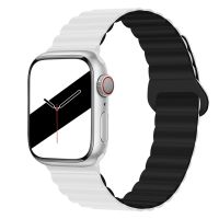 Ремешок для Apple Watch Series 7 (41 mm) силиконовый на магните №3 <черно-белый> ― OnlineBazar.su