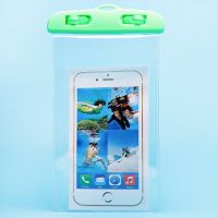Чехол водонепроницаемый (108x220 мм) <зеленый> ― OnlineBazar.su